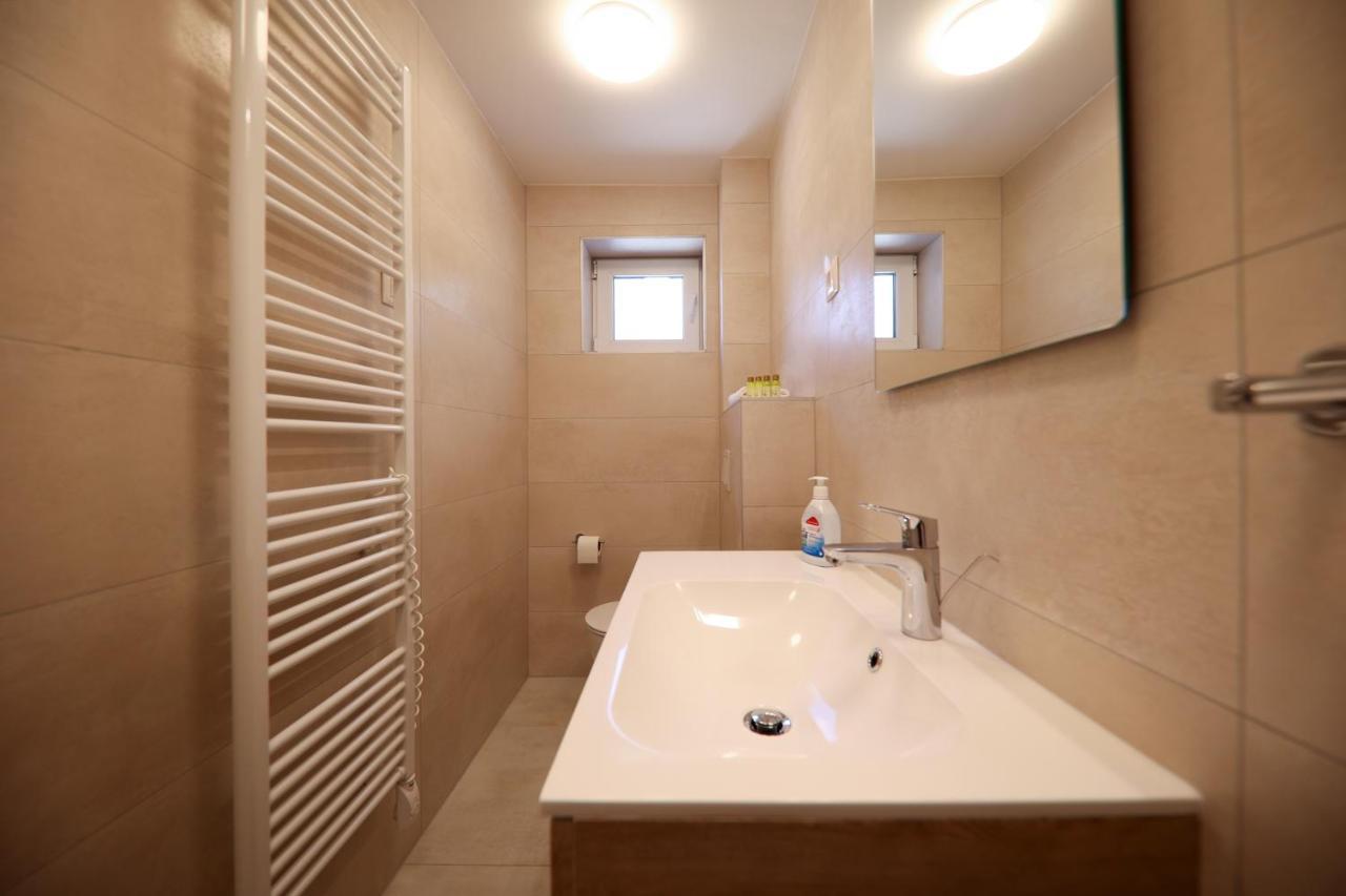 Apartmani Diklo ซาดาร์ ภายนอก รูปภาพ