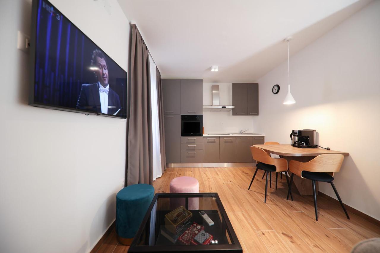 Apartmani Diklo ซาดาร์ ภายนอก รูปภาพ